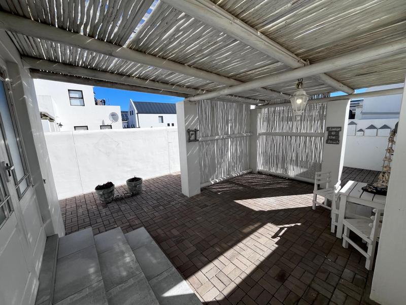 4 Bedroom Property for Sale in Dwarskersbos Western Cape